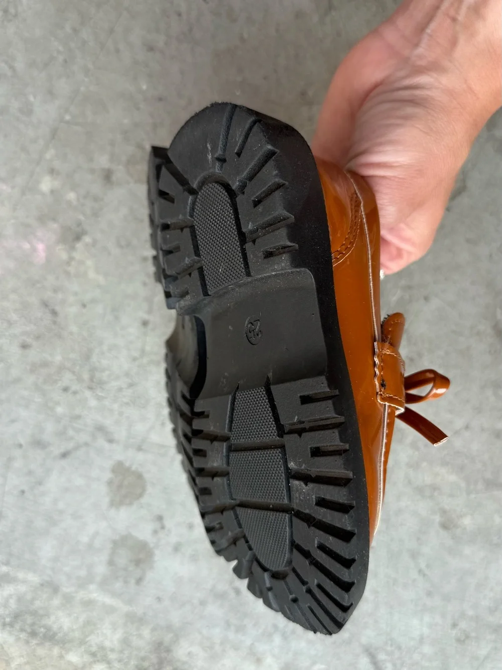 Kids dress shoes